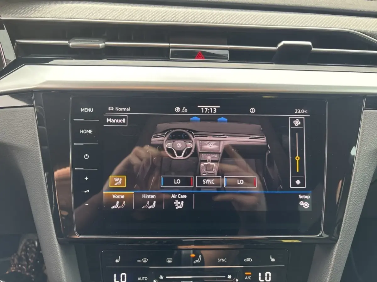 2.0 TDI R-LINE BUSINESS+ TREKHAAK/IQ-LIGHTS/ACC/CAMERA/STOELVERW