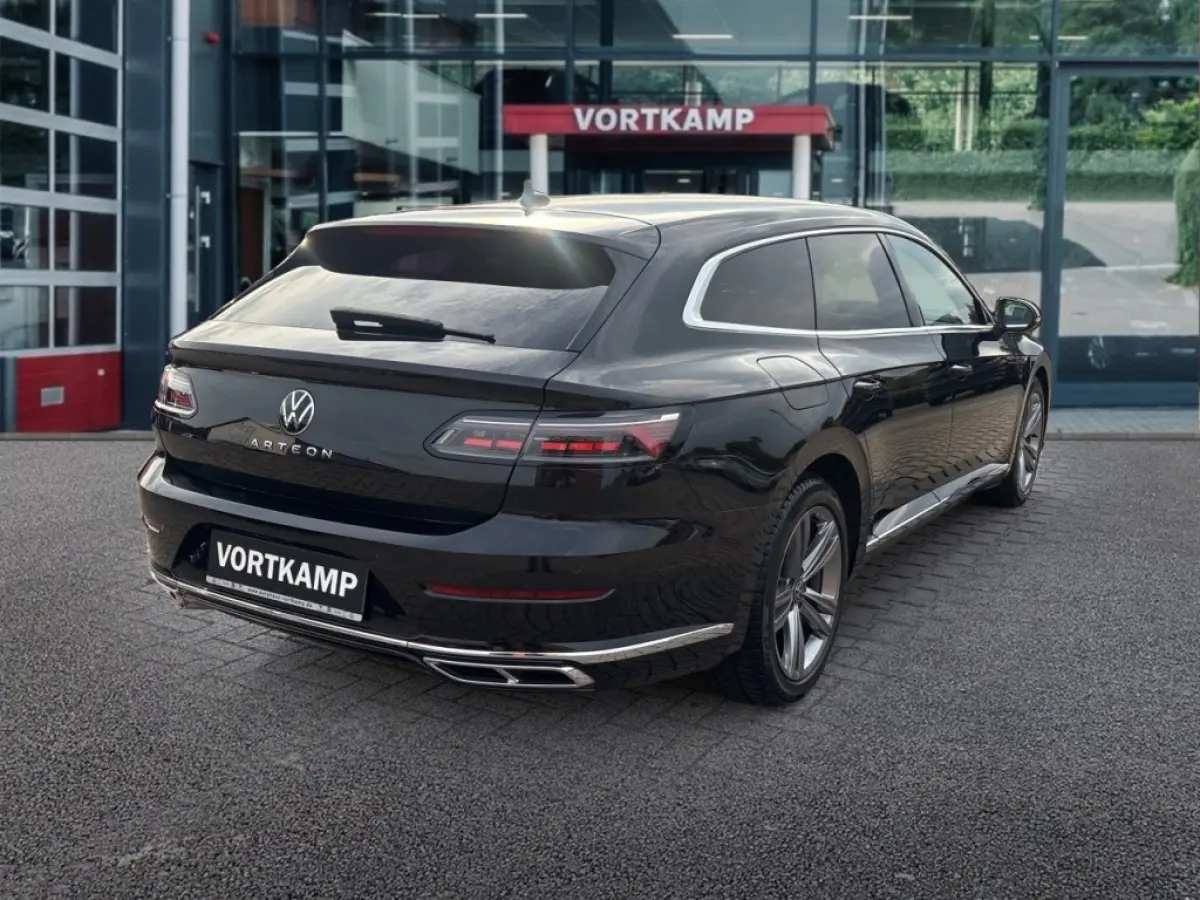 2.0 TDI R-LINE BUSINESS+ TREKHAAK/IQ-LIGHTS/ACC/CAMERA/STOELVERW