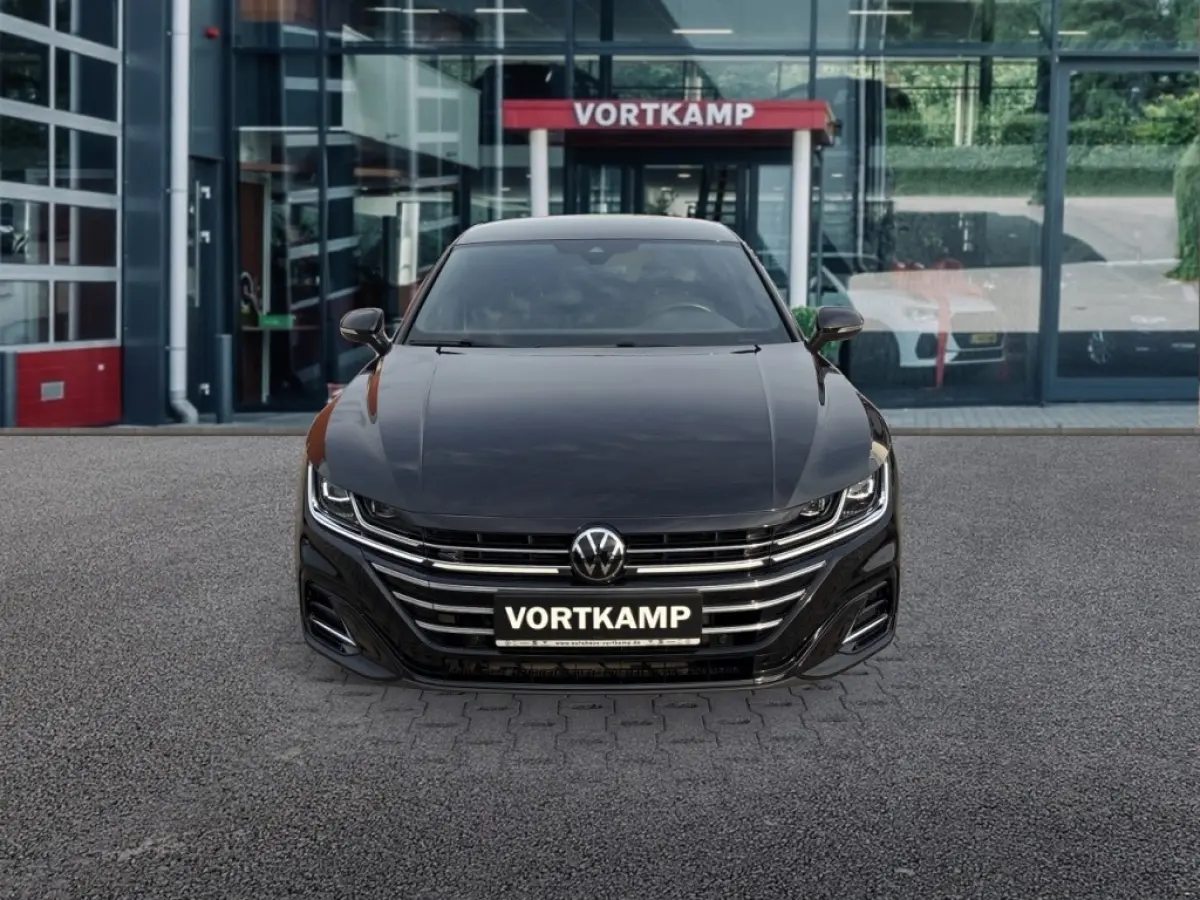 2.0 TDI R-LINE BUSINESS+ TREKHAAK/IQ-LIGHTS/ACC/CAMERA/STOELVERW
