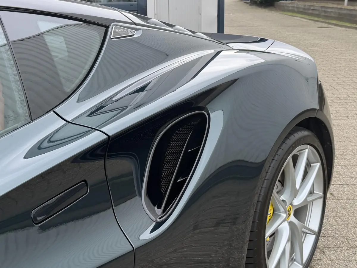 2.0 i4 First Edition | NL-Auto/Alcantara/KEF Premium/20-inch