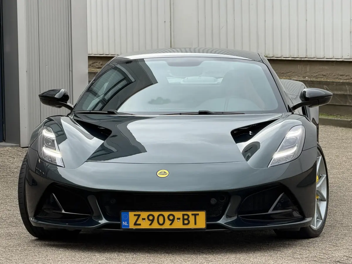 2.0 i4 First Edition | NL-Auto/Alcantara/KEF Premium/20-inch