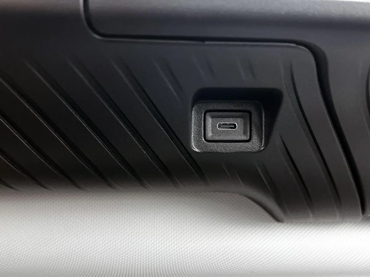 1.2 100pk You | Airco | Cruise Control | Bluetooth | LED | Parkeersensoren Achter