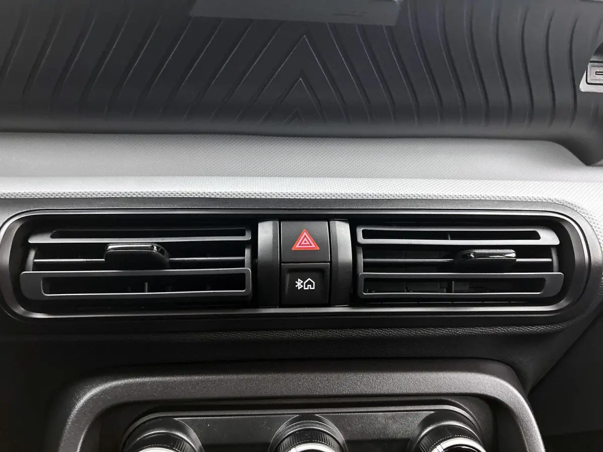 1.2 100pk You | Airco | Cruise Control | Bluetooth | LED | Parkeersensoren Achter