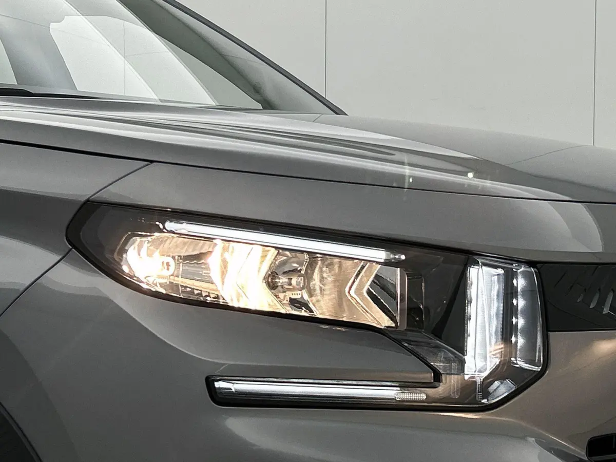 1.2 100pk You | Airco | Cruise Control | Bluetooth | LED | Parkeersensoren Achter
