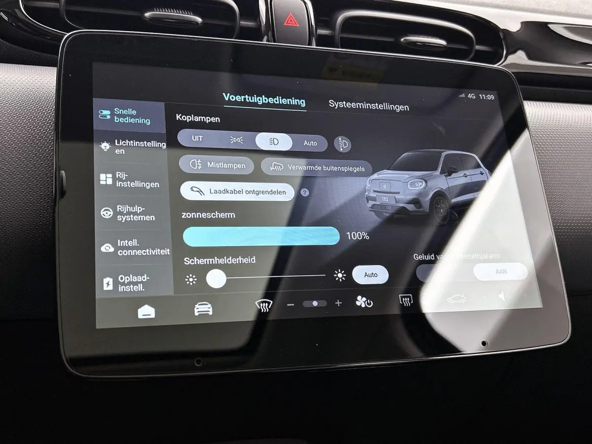 Design 95pk 37.3 kWh Automaat | 265km WLTP Actieradius | Navigatie | Panoramadak | Achteruitrijcamera | Adaptieve Cruise Control | Climate Control | Parkeersensoren | Bluetooth | Keyless sta