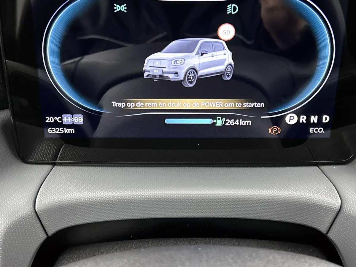 Design 95pk 37.3 kWh Automaat | 265km WLTP Actieradius | Navigatie | Panoramadak | Achteruitrijcamera | Adaptieve Cruise Control | Climate Control | Parkeersensoren | Bluetooth | Keyless sta