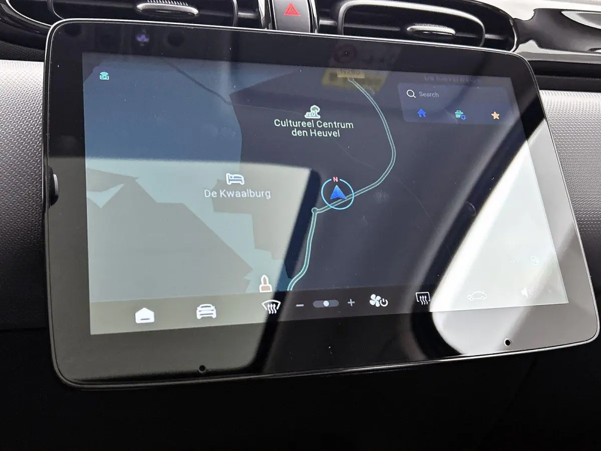 Design 95pk 37.3 kWh Automaat | 265km WLTP Actieradius | Navigatie | Panoramadak | Achteruitrijcamera | Adaptieve Cruise Control | Climate Control | Parkeersensoren | Bluetooth | Keyless sta