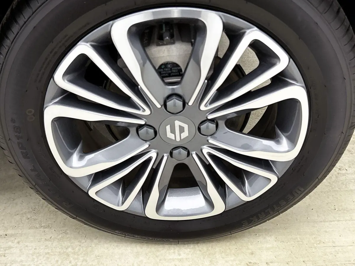 Design 95pk 37.3 kWh Automaat | 265km WLTP Actieradius | Navigatie | Panoramadak | Achteruitrijcamera | Adaptieve Cruise Control | Climate Control | Parkeersensoren | Bluetooth | Keyless sta