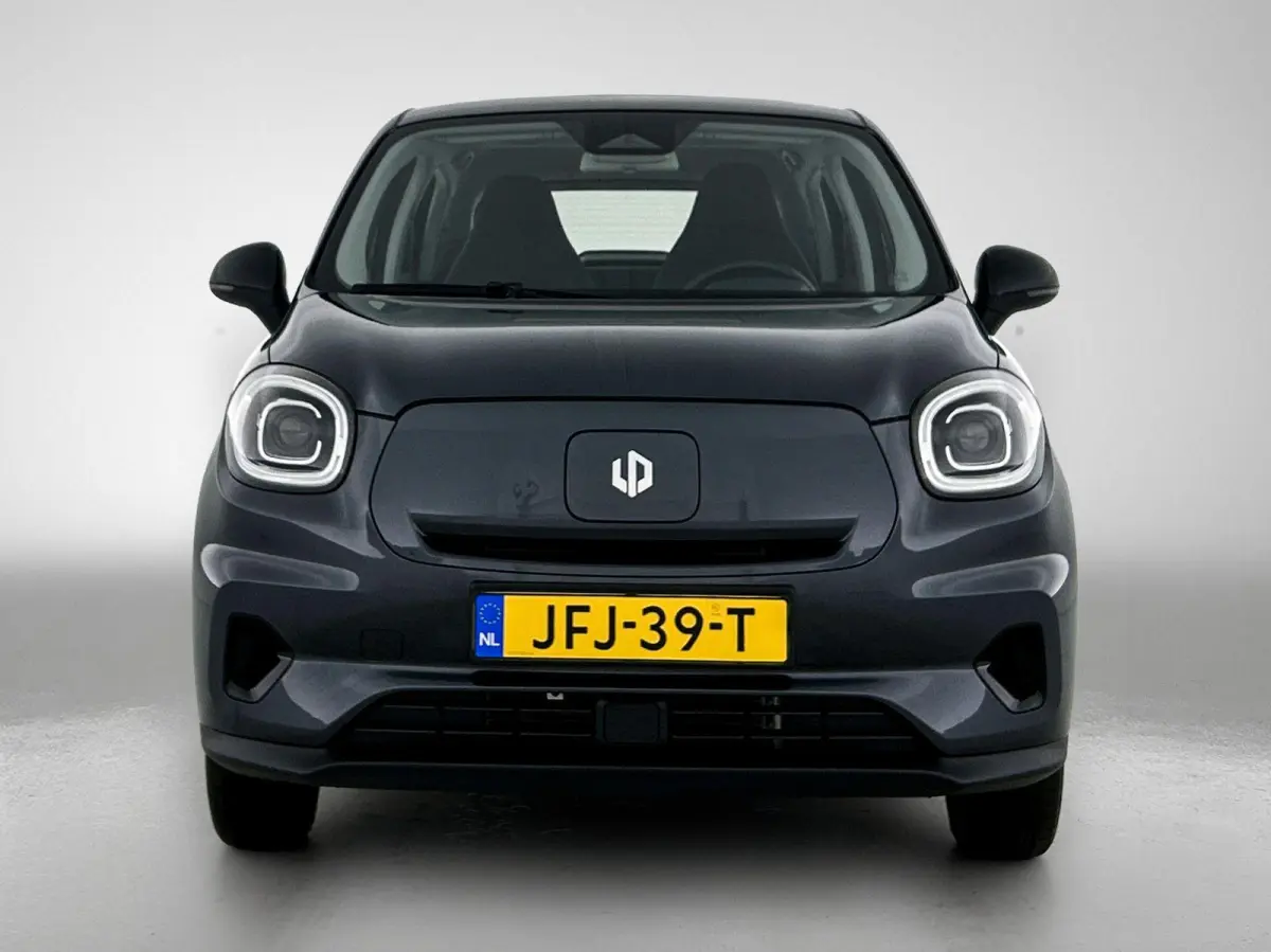 Design 95pk 37.3 kWh Automaat | 265km WLTP Actieradius | Navigatie | Panoramadak | Achteruitrijcamera | Adaptieve Cruise Control | Climate Control | Parkeersensoren | Bluetooth | Keyless sta