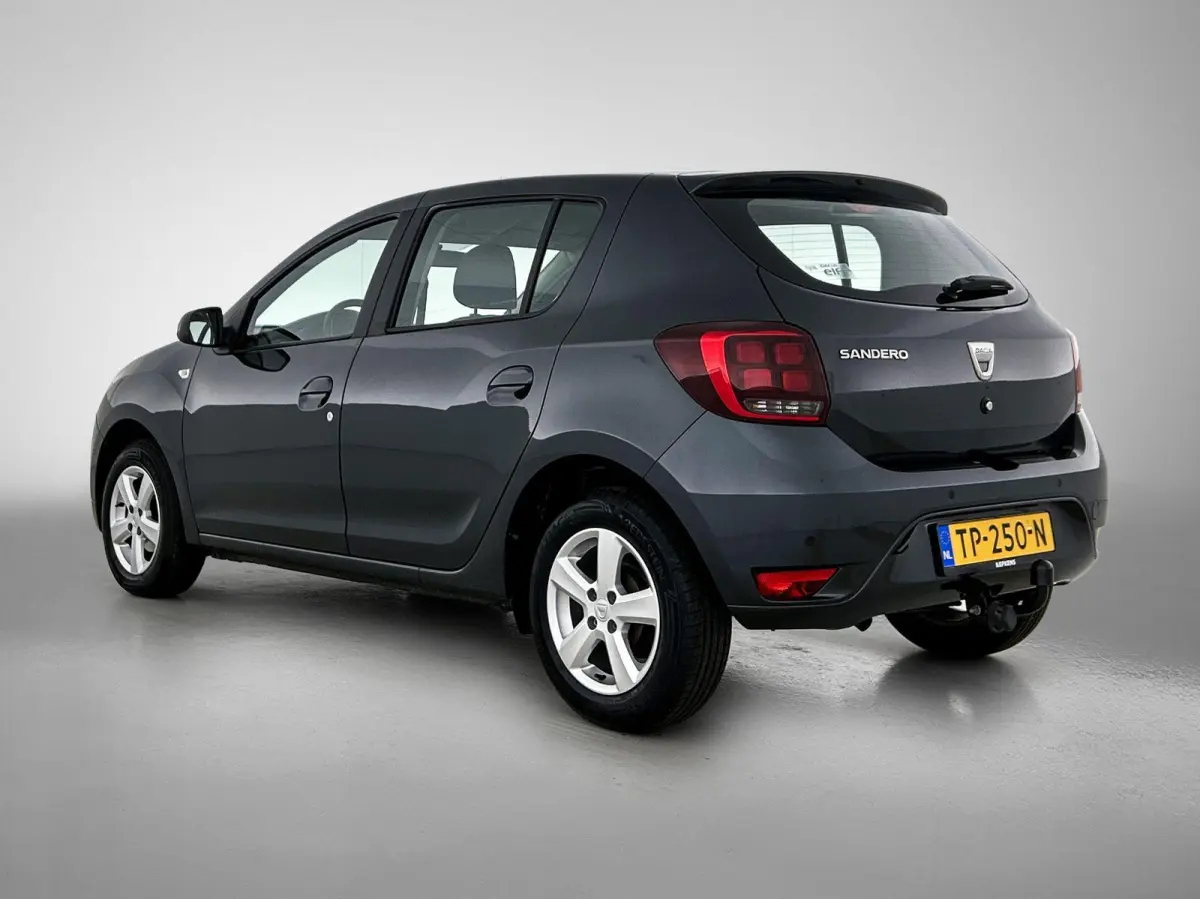 0.9 90pk SL Royaal | Trekhaak | Bluetooth | Airco | Cruise Control | 15"LMV |