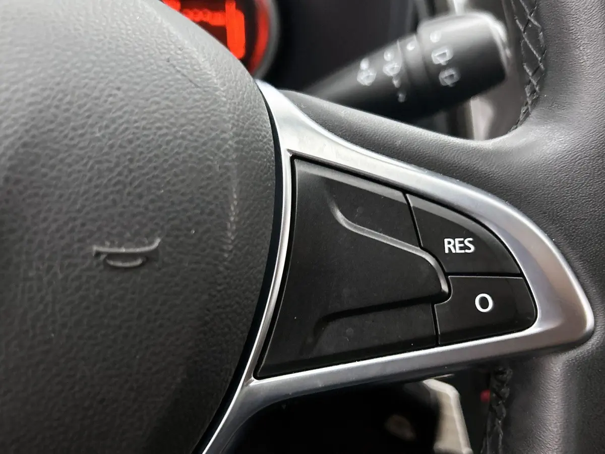 0.9 90pk SL Royaal | Trekhaak | Bluetooth | Airco | Cruise Control | 15"LMV |