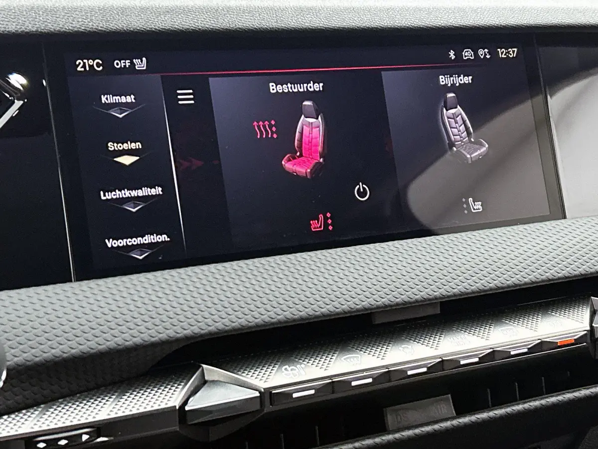 213pk Pallas Tech Pack 58.3 kWh Automaat | Elektrisch Verstelb. Bestuurdersstoel | Adaptieve Cruise Control | Stoelverwarming | Navigatie | 19"LMV |