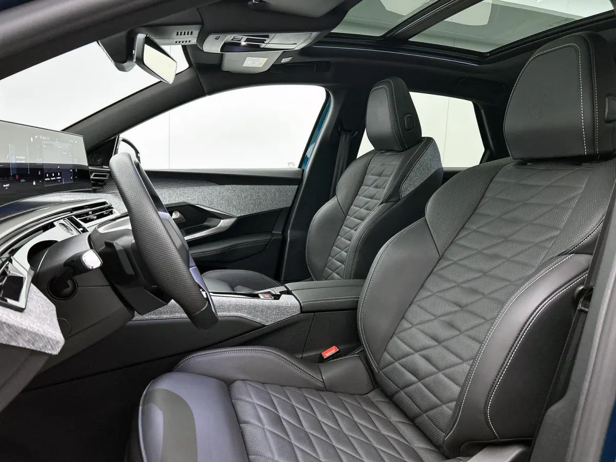 Launch Edition 325pk Dual Motor 73 kWh Automaat | 490km WLTP Actieradius | Warmtepomp | Navigatie | Panoramisch schuif-kanteldak | 360° camera | Lederen AGR stoel elektrisch+geheugen+massag