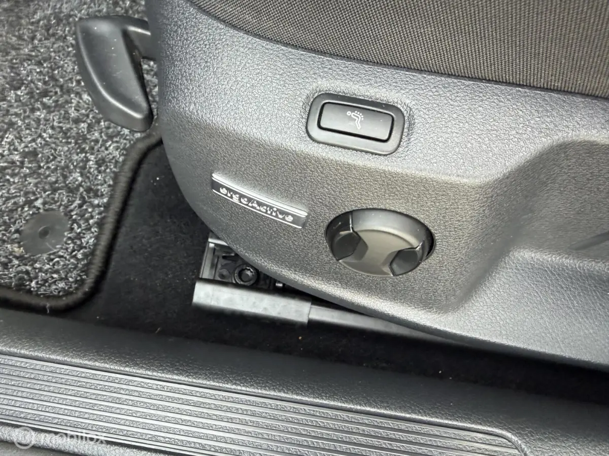 1.0 TSI Highline ACC | MASSAGE | TOPSTAAT