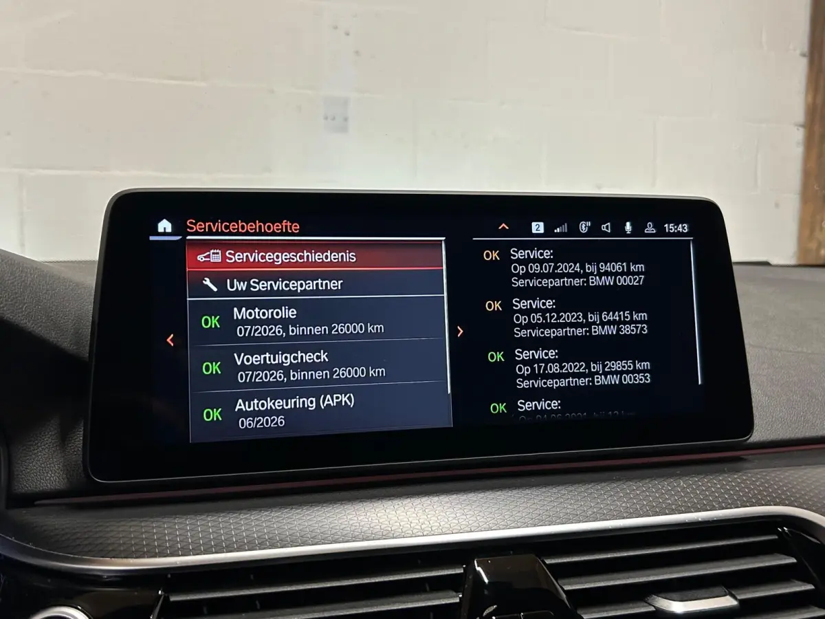 530e xDrive M-Sport - Pano - Laser - Trekhaak - 360