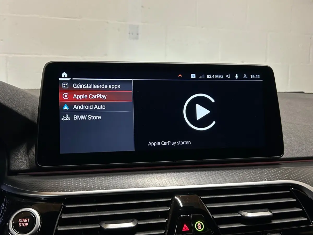 530e xDrive M-Sport - Pano - Laser - Trekhaak - 360