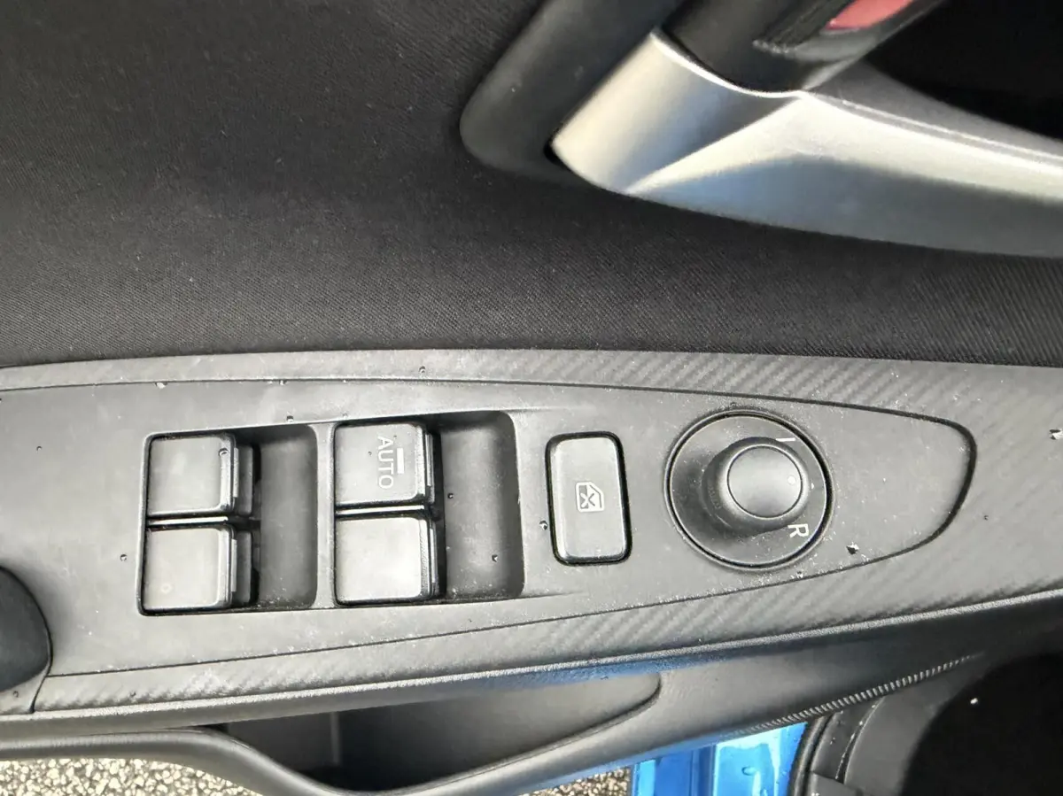 1.5 Skyactiv-G Dynamic AIRCO LMV CRUISE NAV DEALER ONDERH