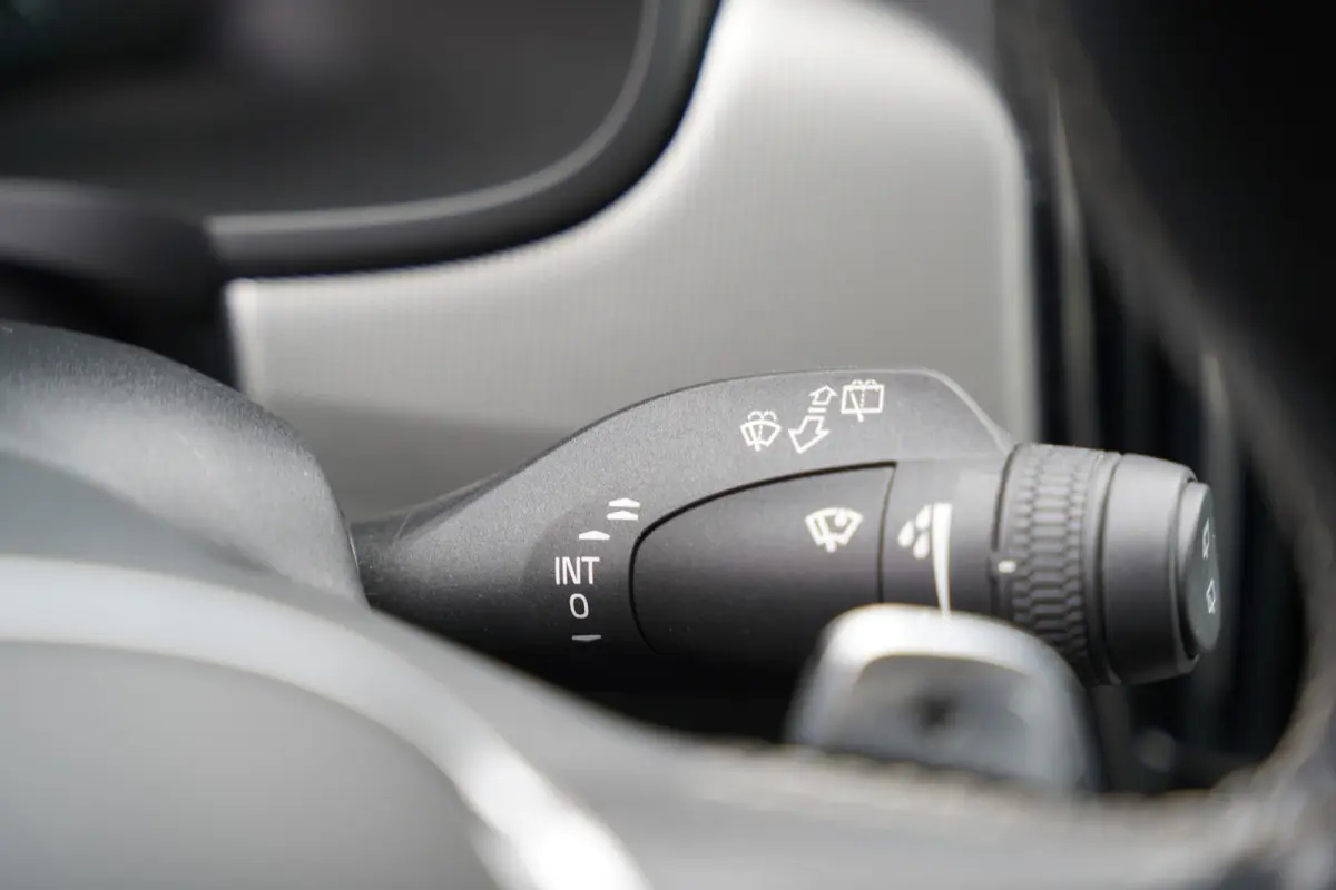 2.0 D4 Inscription 190pk | Apple Carplay/Android Auto | Bowers & Wilkins Sound | IntelliSafe Surround Pakket | Elektrisch glazen panorama-dak | LED koplampen | Luchtvering | Stoel verwarming