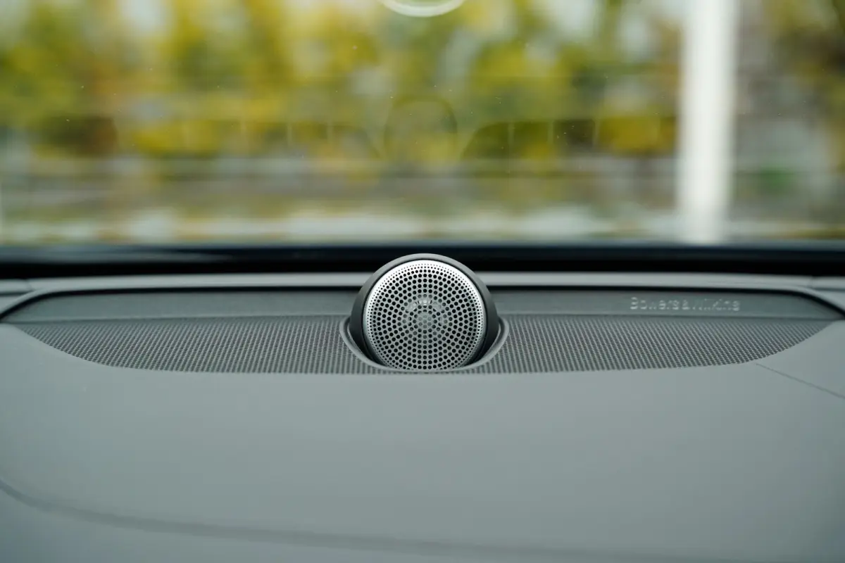 2.0 D4 Inscription 190pk | Apple Carplay/Android Auto | Bowers & Wilkins Sound | IntelliSafe Surround Pakket | Elektrisch glazen panorama-dak | LED koplampen | Luchtvering | Stoel verwarming