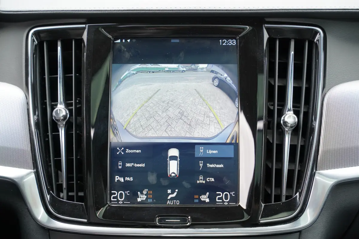 2.0 D4 Inscription 190pk | Apple Carplay/Android Auto | Bowers & Wilkins Sound | IntelliSafe Surround Pakket | Elektrisch glazen panorama-dak | LED koplampen | Luchtvering | Stoel verwarming