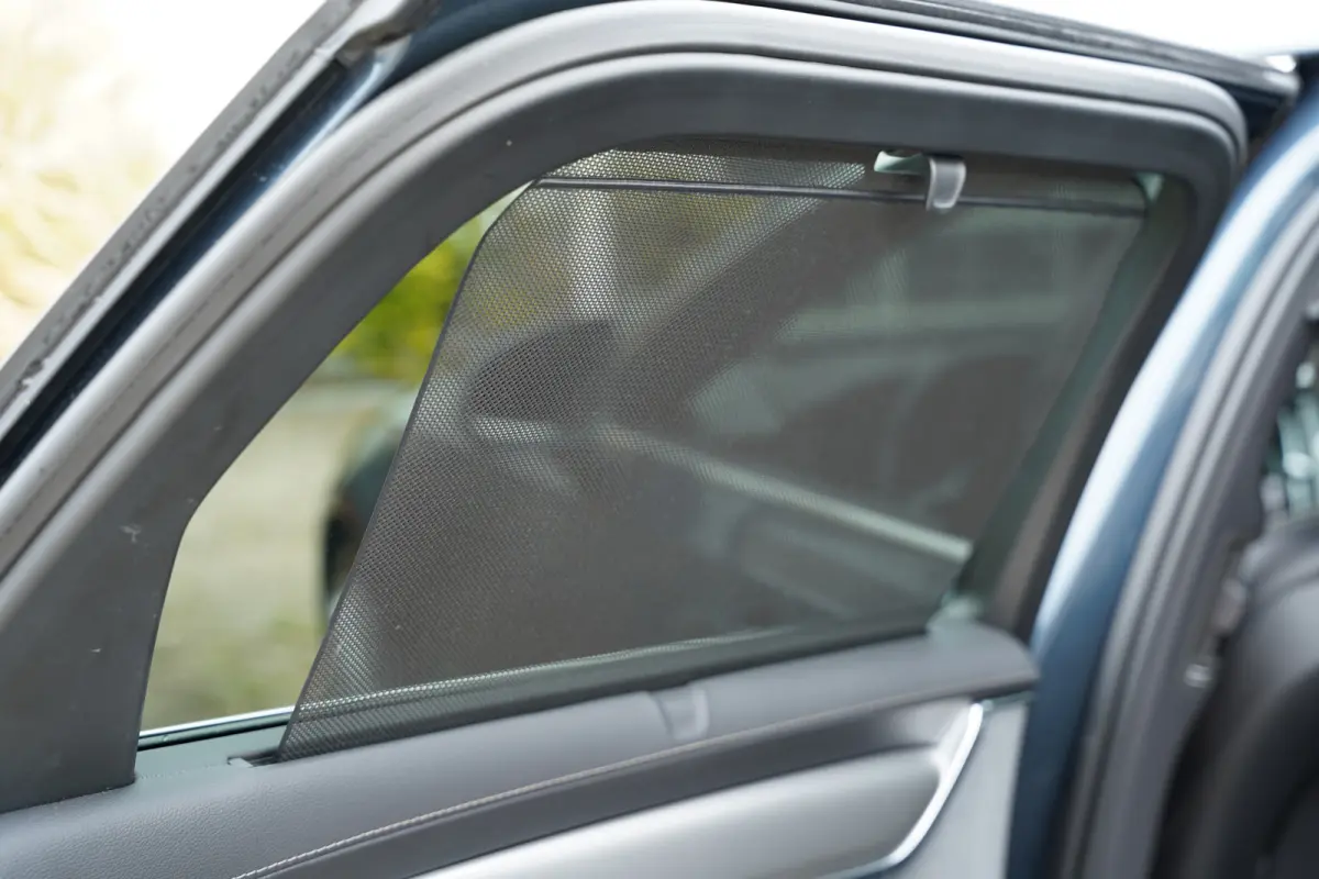 2.0 D4 Inscription 190pk | Apple Carplay/Android Auto | Bowers & Wilkins Sound | IntelliSafe Surround Pakket | Elektrisch glazen panorama-dak | LED koplampen | Luchtvering | Stoel verwarming