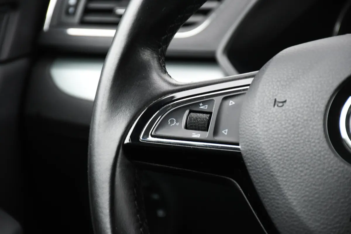 1.6 TDI Ambition Business