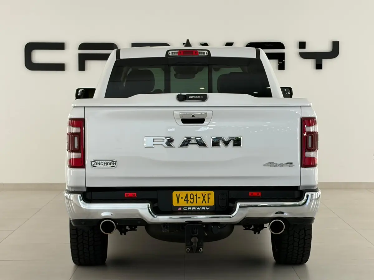 1500 5.7 V8 4x4 Limited Longhorn Massage