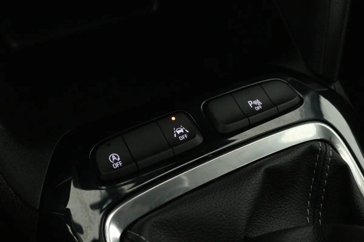 1.2 Edition (NAVIGATIE CARPLAY, PARKEERSENSOREN, 1e EIGENAAR, GOED ONDERHOUDEN)