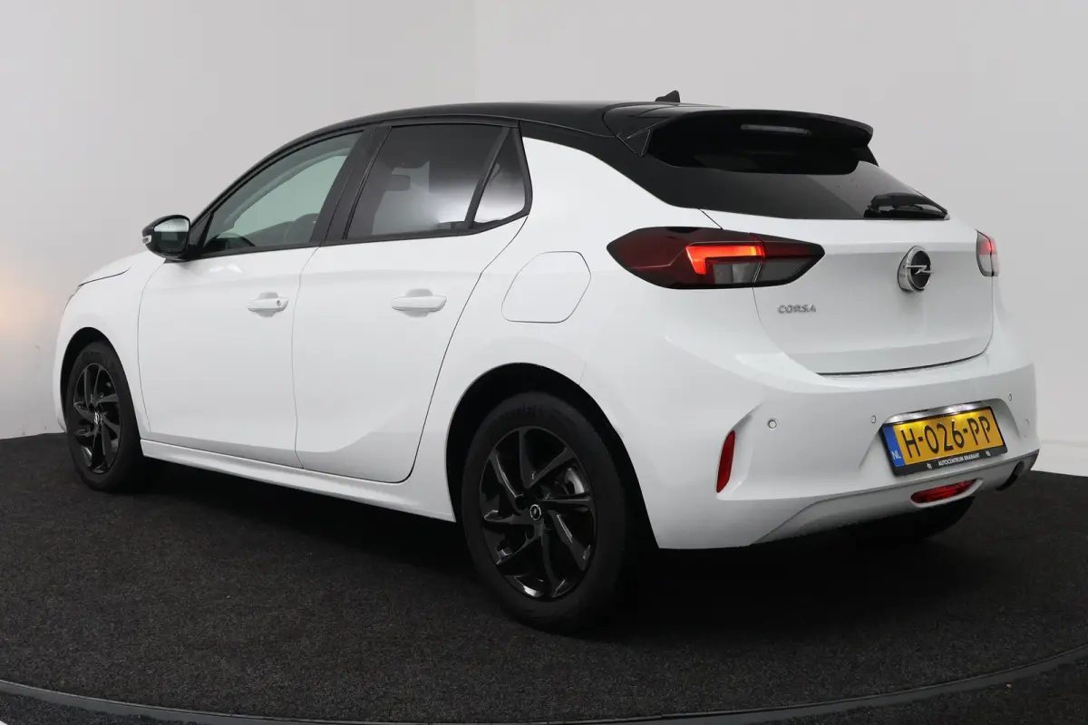1.2 Edition (NAVIGATIE CARPLAY, PARKEERSENSOREN, 1e EIGENAAR, GOED ONDERHOUDEN)