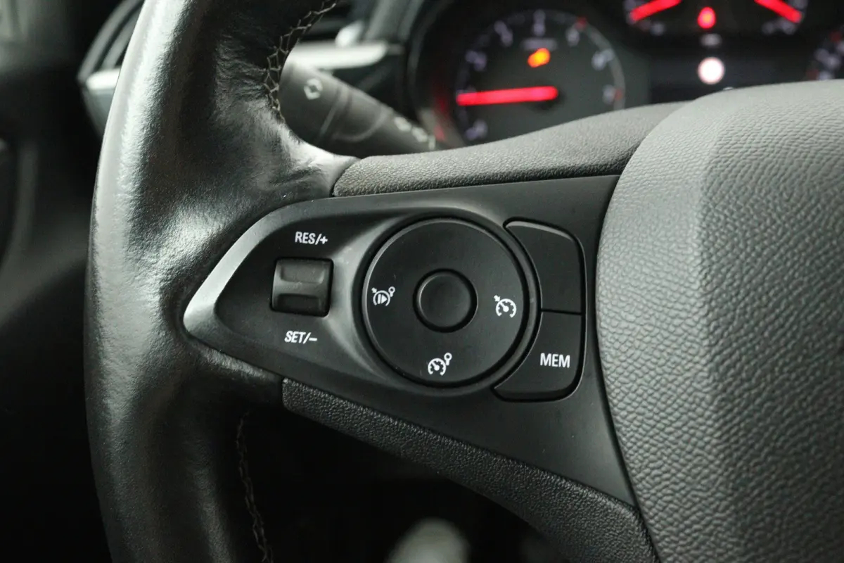 1.2 Edition (NAVIGATIE CARPLAY, PARKEERSENSOREN, 1e EIGENAAR, GOED ONDERHOUDEN)
