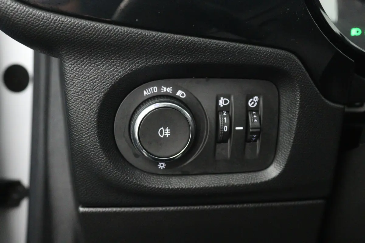 1.2 Edition (NAVIGATIE CARPLAY, PARKEERSENSOREN, 1e EIGENAAR, GOED ONDERHOUDEN)