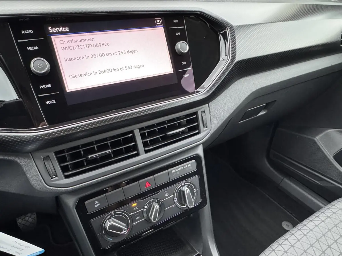 1.0 TSI NAP Camera ACC CarPlay lane assist