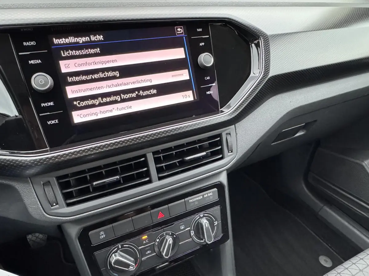 1.0 TSI NAP Camera ACC CarPlay lane assist