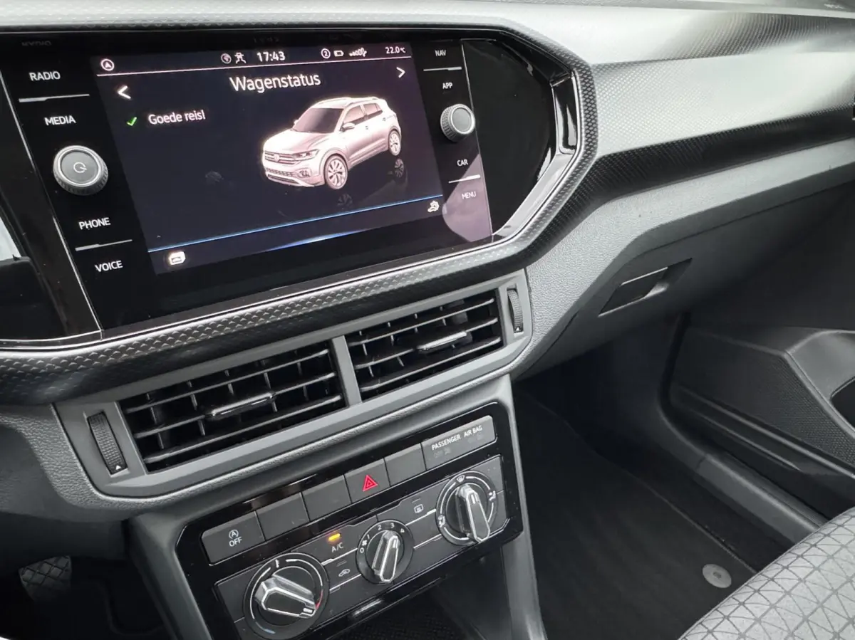 1.0 TSI NAP Camera ACC CarPlay lane assist