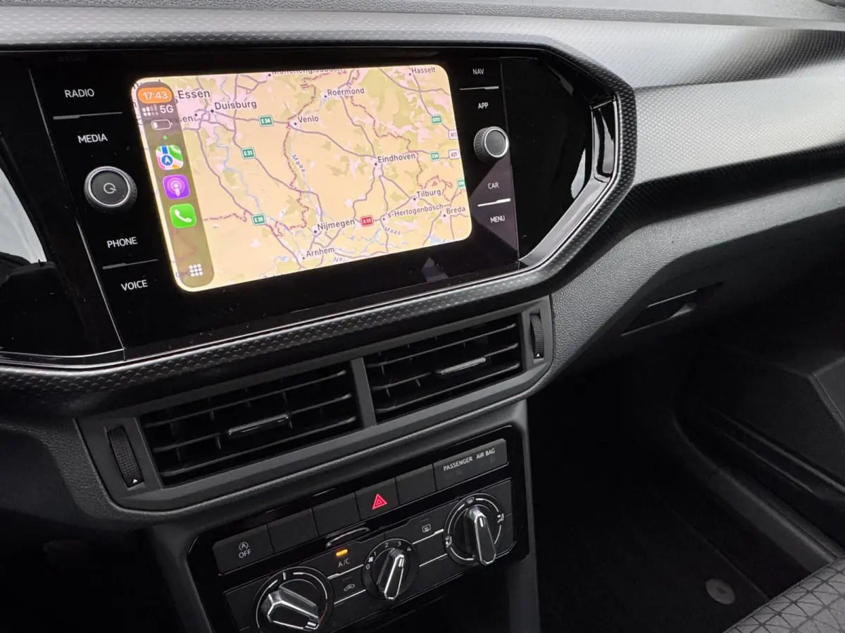 1.0 TSI NAP Camera ACC CarPlay lane assist