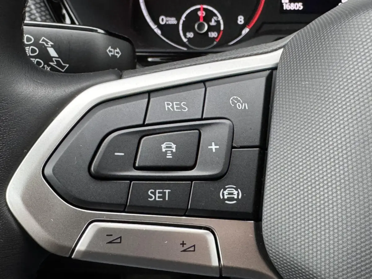 1.0 TSI NAP Camera ACC CarPlay lane assist