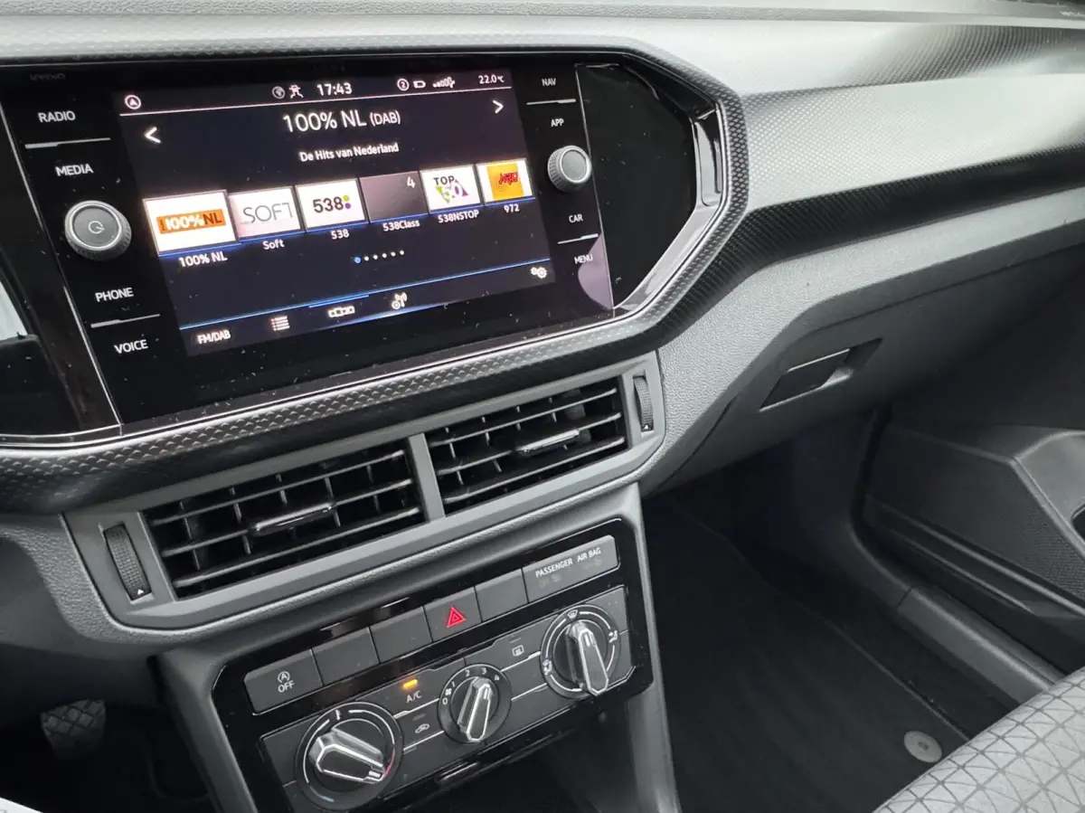 1.0 TSI NAP Camera ACC CarPlay lane assist