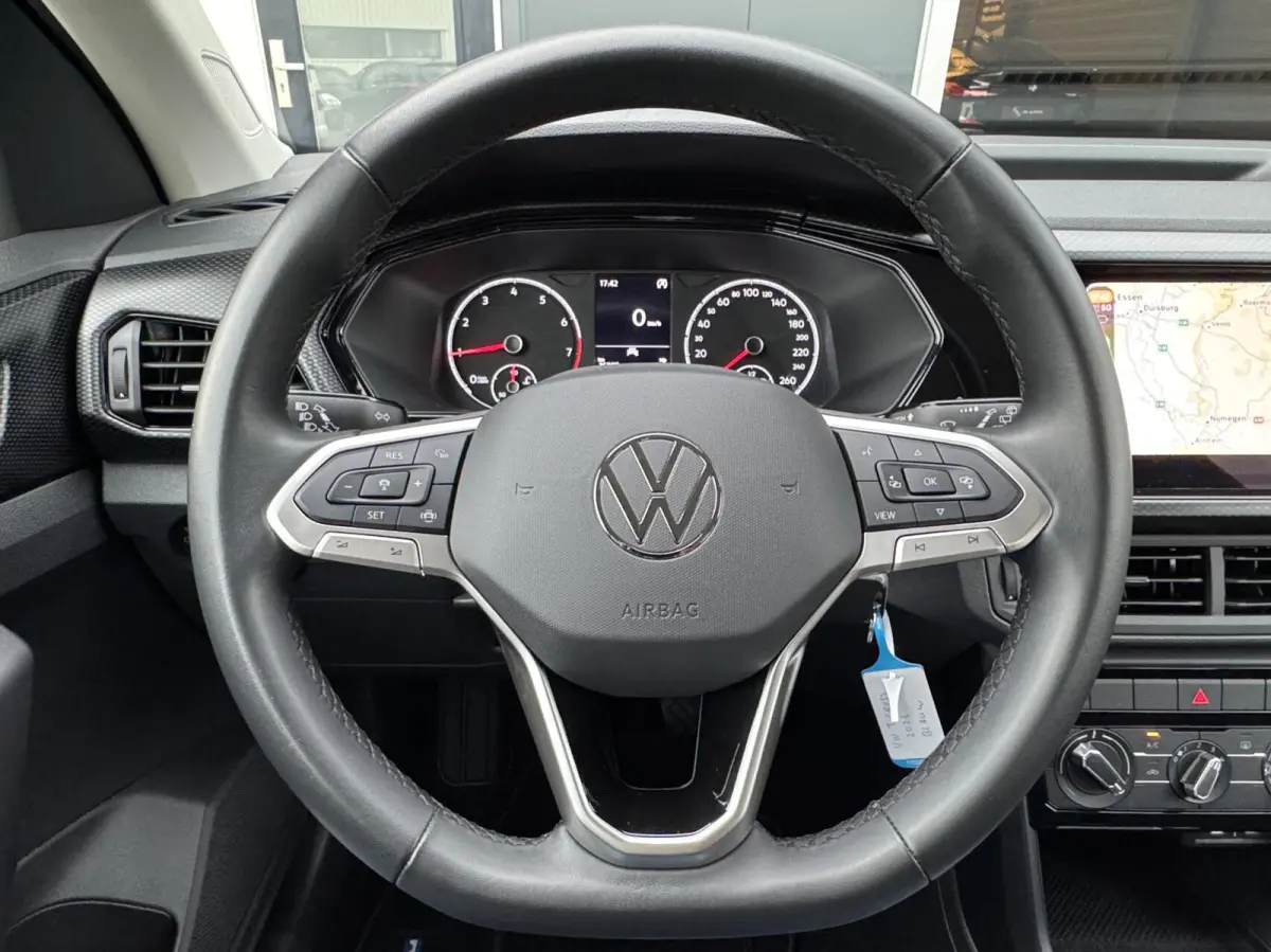 1.0 TSI NAP Camera ACC CarPlay lane assist