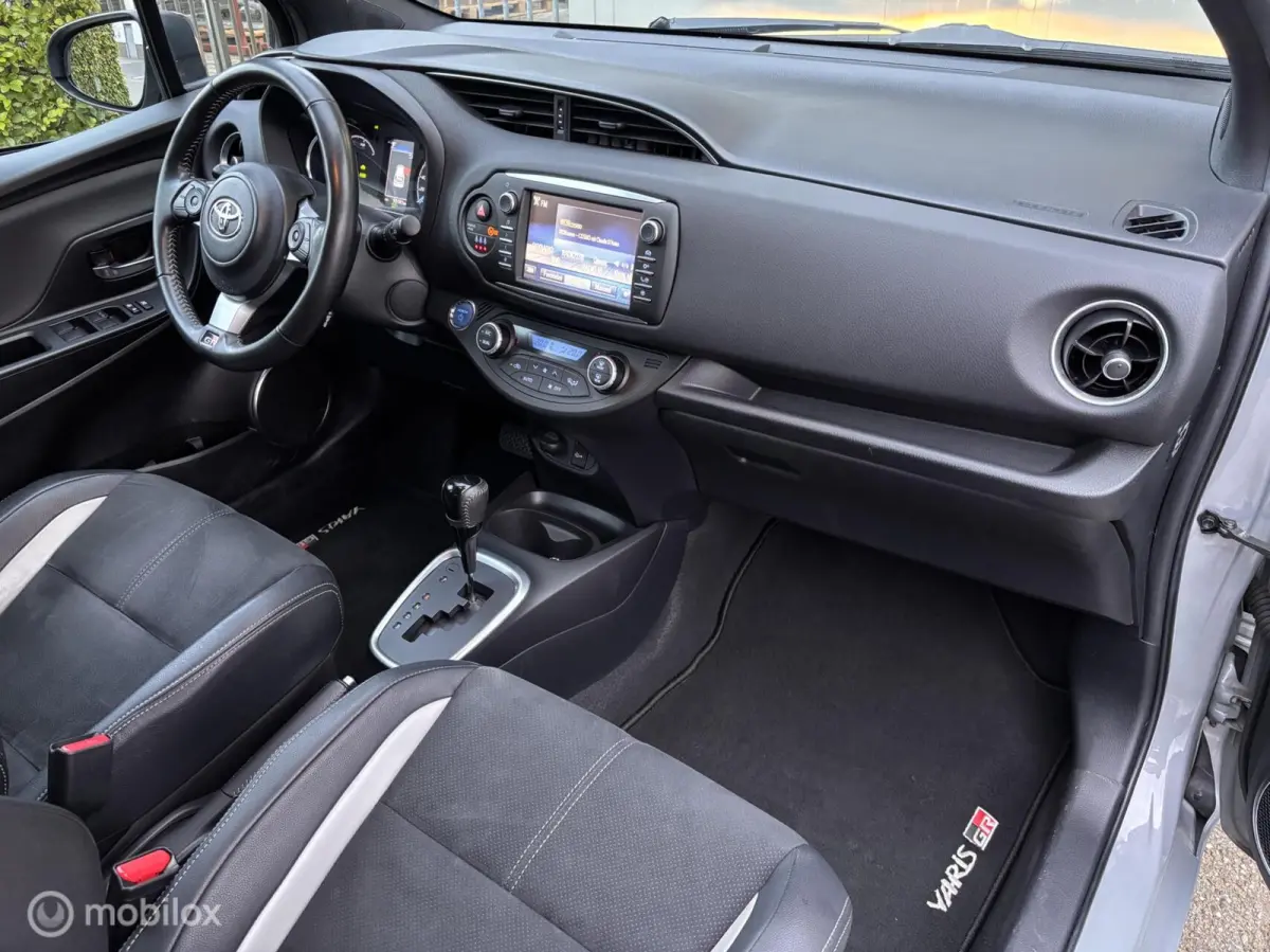 1.5 Hybrid Sport Camera Keyless Cruise Clima