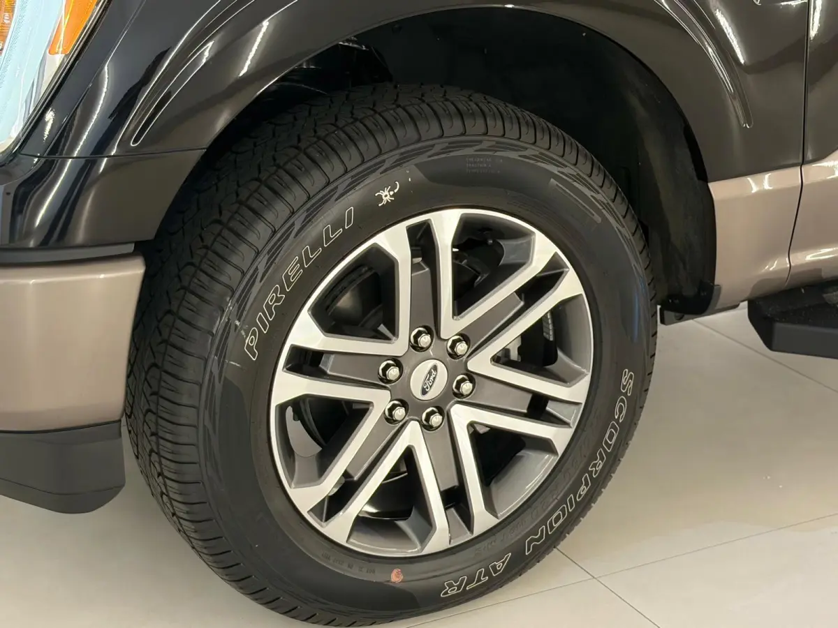 USA 3.5 V6 Lariat BPM VRIJ