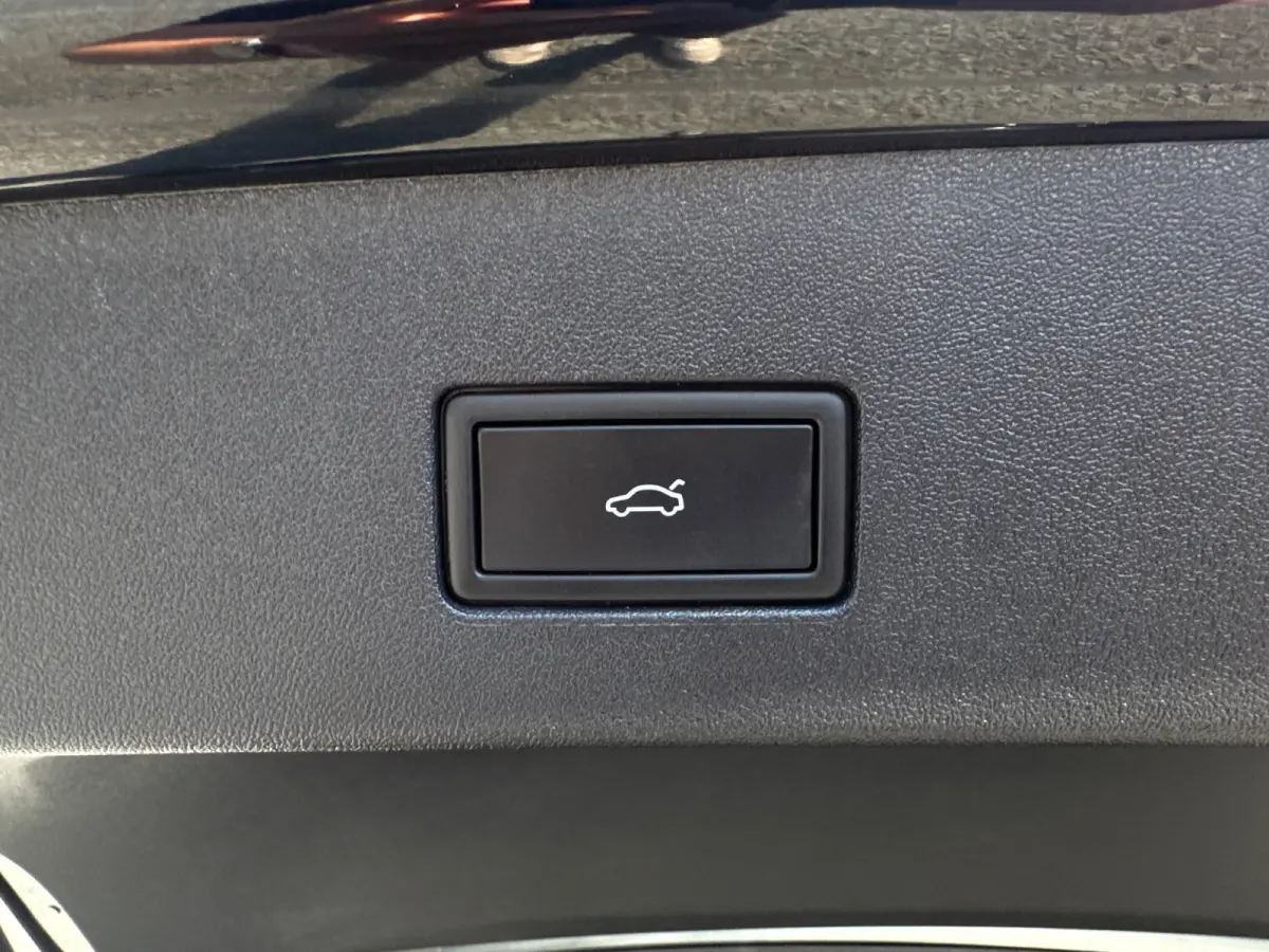 1.5 TSI eHybrid 204PK DSG HYBRID ELEGANCE 360°CAMERA/TREKHAAK/IQ.LIGHT/KEYLESS