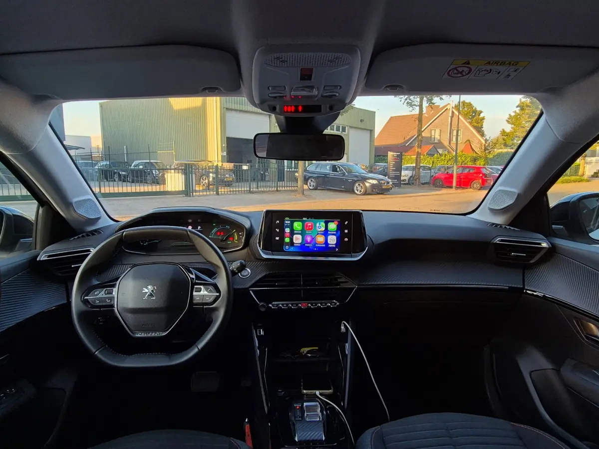 EV Active 1e Eigenaar SoH 95,3 % Pack 50 kWh Led NAP CarPlay Navi