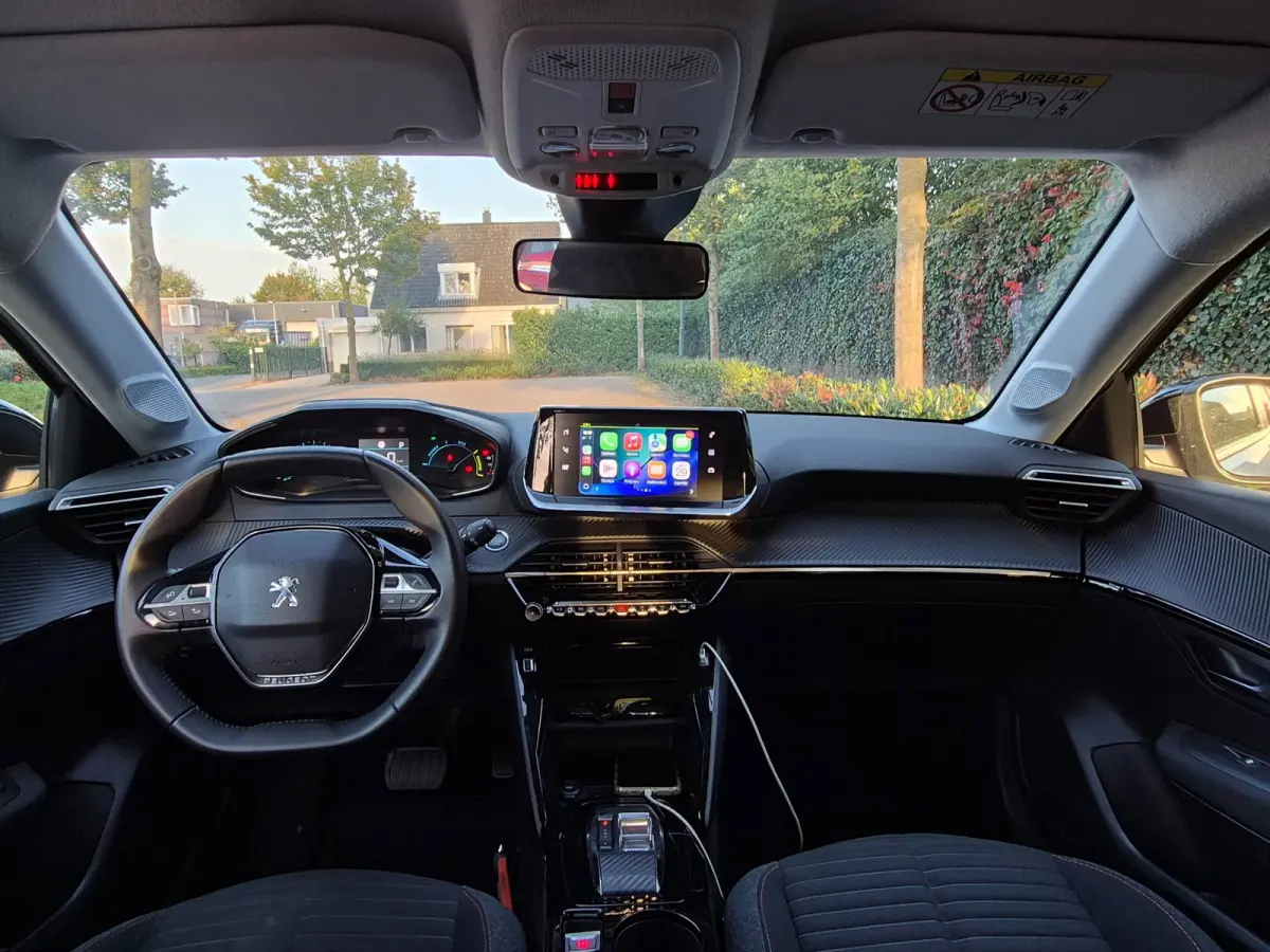 EV Active 1e Eigenaar SoH 95,3 % Pack 50 kWh Led NAP CarPlay Navi