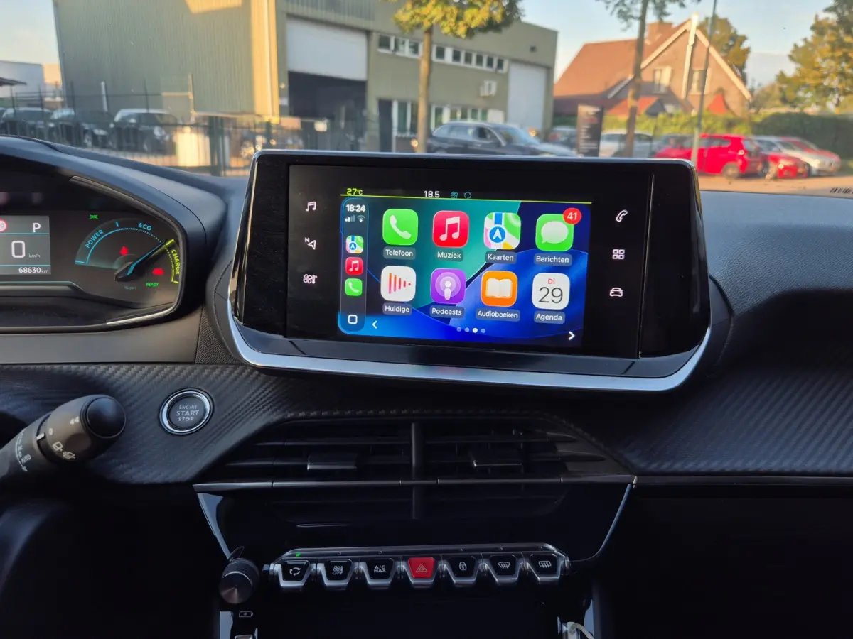 EV Active 1e Eigenaar SoH 95,3 % Pack 50 kWh Led NAP CarPlay Navi