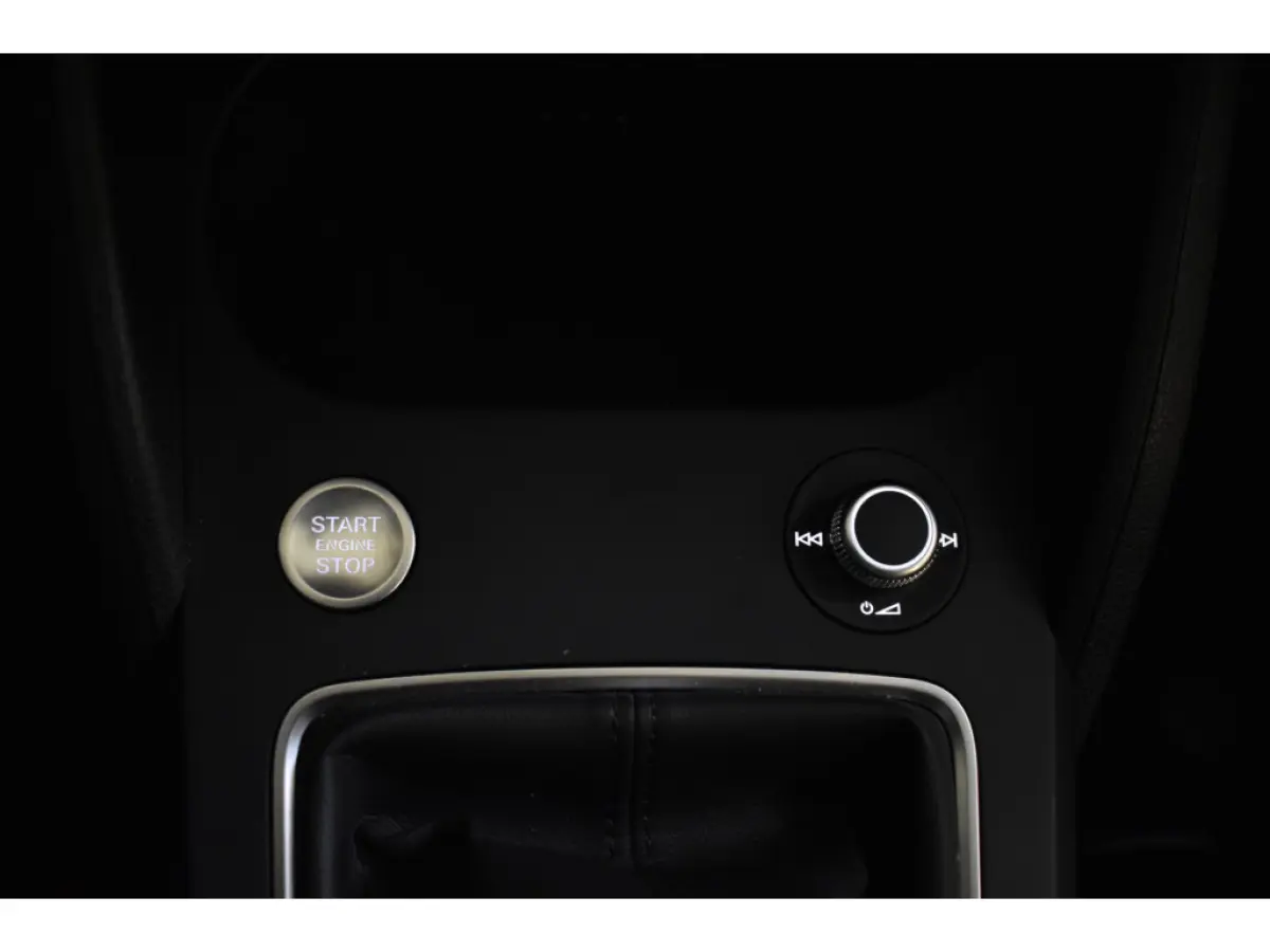 30 TFSI 110PK PRO-LINE,CRUISE CAMERA/NAVI/LED,STOELVERW  1E EIG