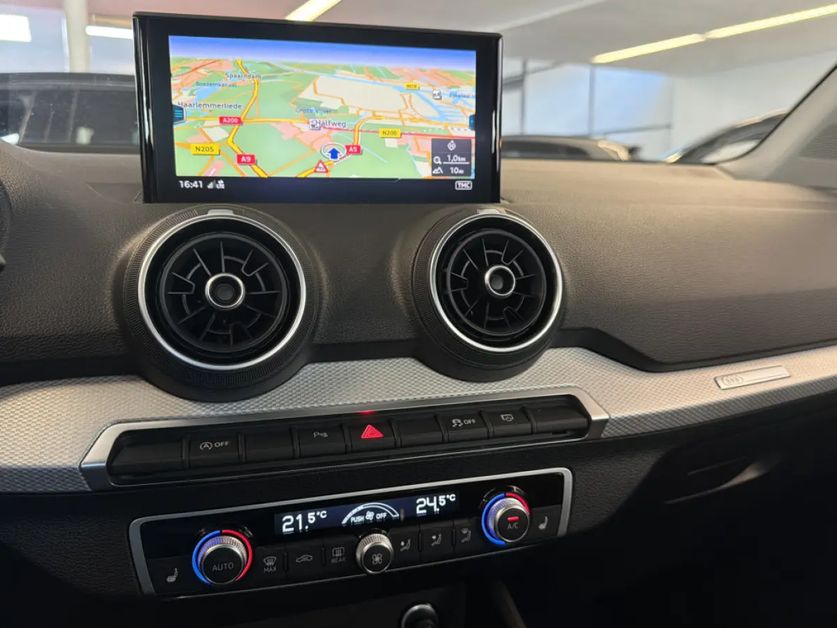 30 TFSI 110PK PRO-LINE,CRUISE CAMERA/NAVI/LED,STOELVERW  1E EIG