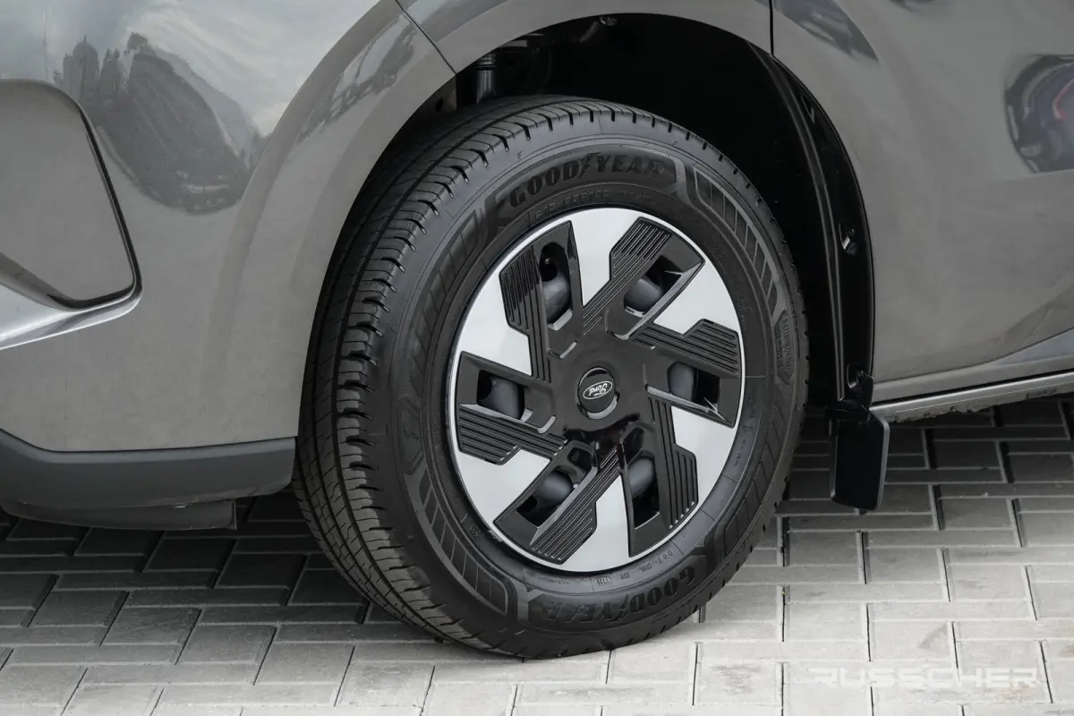 E-Transit L2H1 218Pk 71Kwh | | 5-Persoons | Trend 320 | Pro Power On Board | Achteruitrijcamera