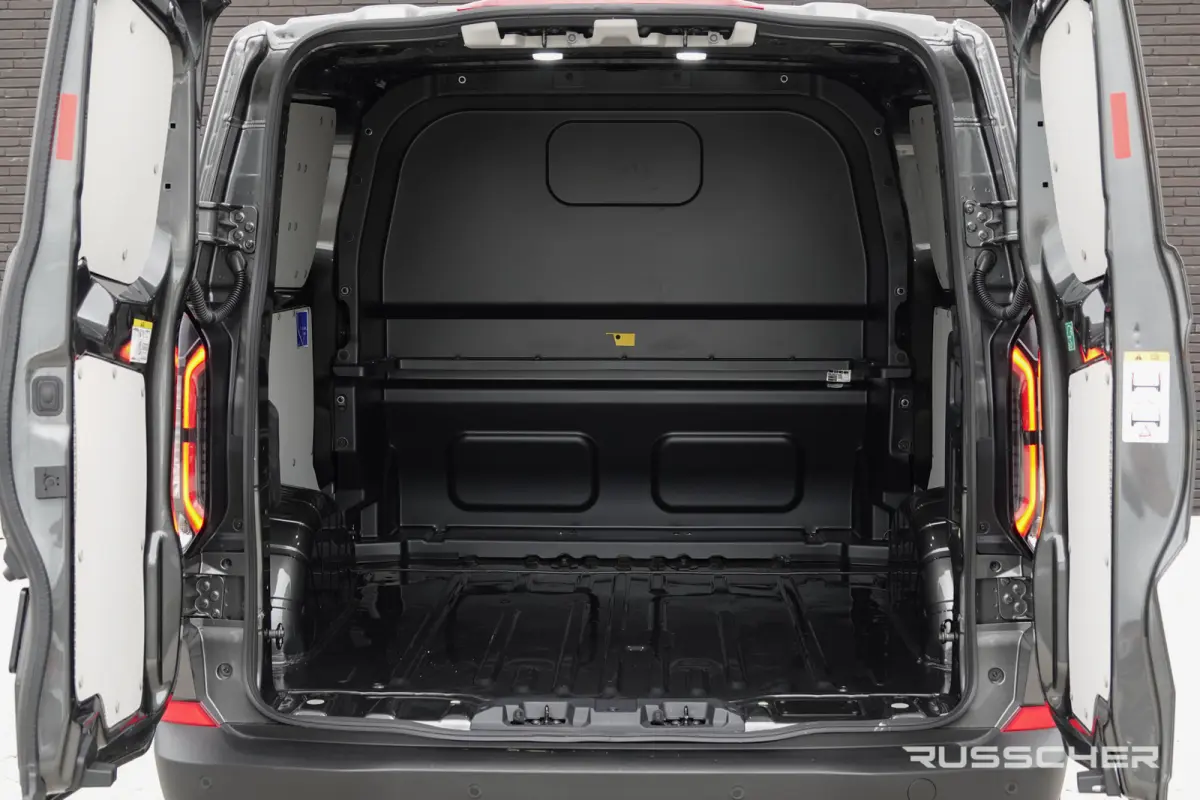 E-Transit L2H1 218Pk 71Kwh | | 5-Persoons | Trend 320 | Pro Power On Board | Achteruitrijcamera