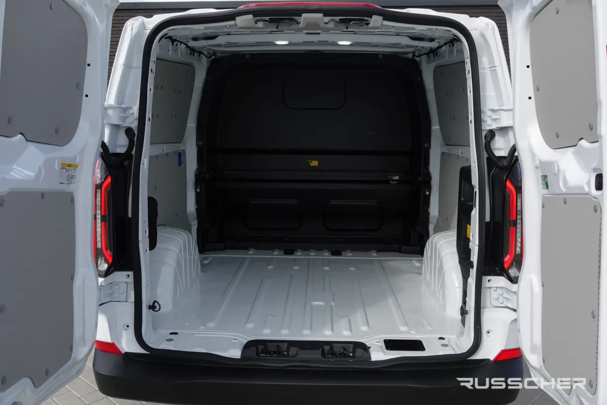 E-Transit L2H1 218Pk Aut. | | 5-Persoons | Trend 320 | 71Kwh | Pro Power On Board | Achteruitrijcamera