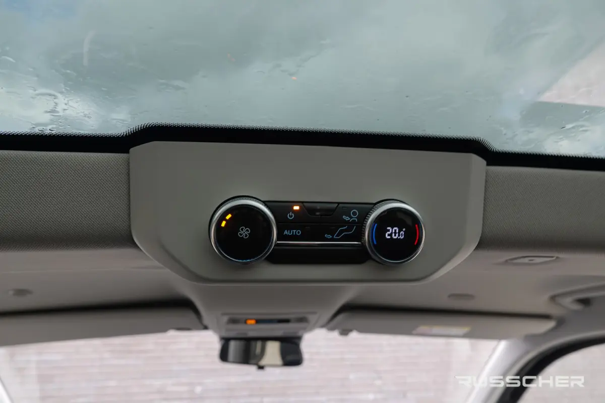 Tourneo L2H1 218Pk Aut. | Sport | 8-Persoons | Nieuwe 71kWh Accu | Elektrisch | Panoramadak | 360° Camera | 19''